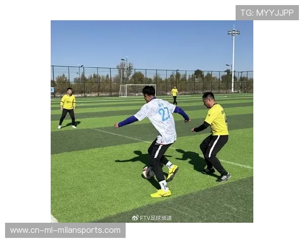 2025我爱足球鄂尔多斯市业余足球联赛盛大举行 点燃全民热情 共筑足球梦想 2025我爱足球鄂尔多斯市业余足球联赛盛大举行 点燃全民热情 共筑足球梦想