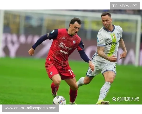 国米阿瑙托维奇禁区背身接球转身怒射全场震惊