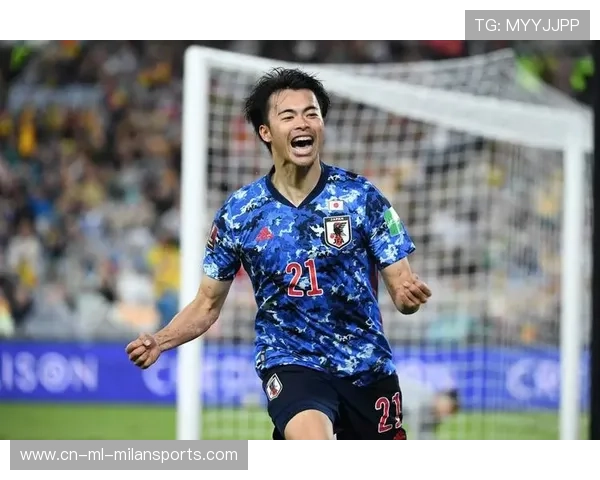 日本的顽强精神点亮希望，三笘薰成为国家骄傲