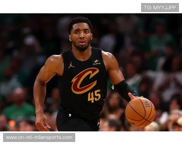 米切尔左右开弓交替命中，骑士保持优势